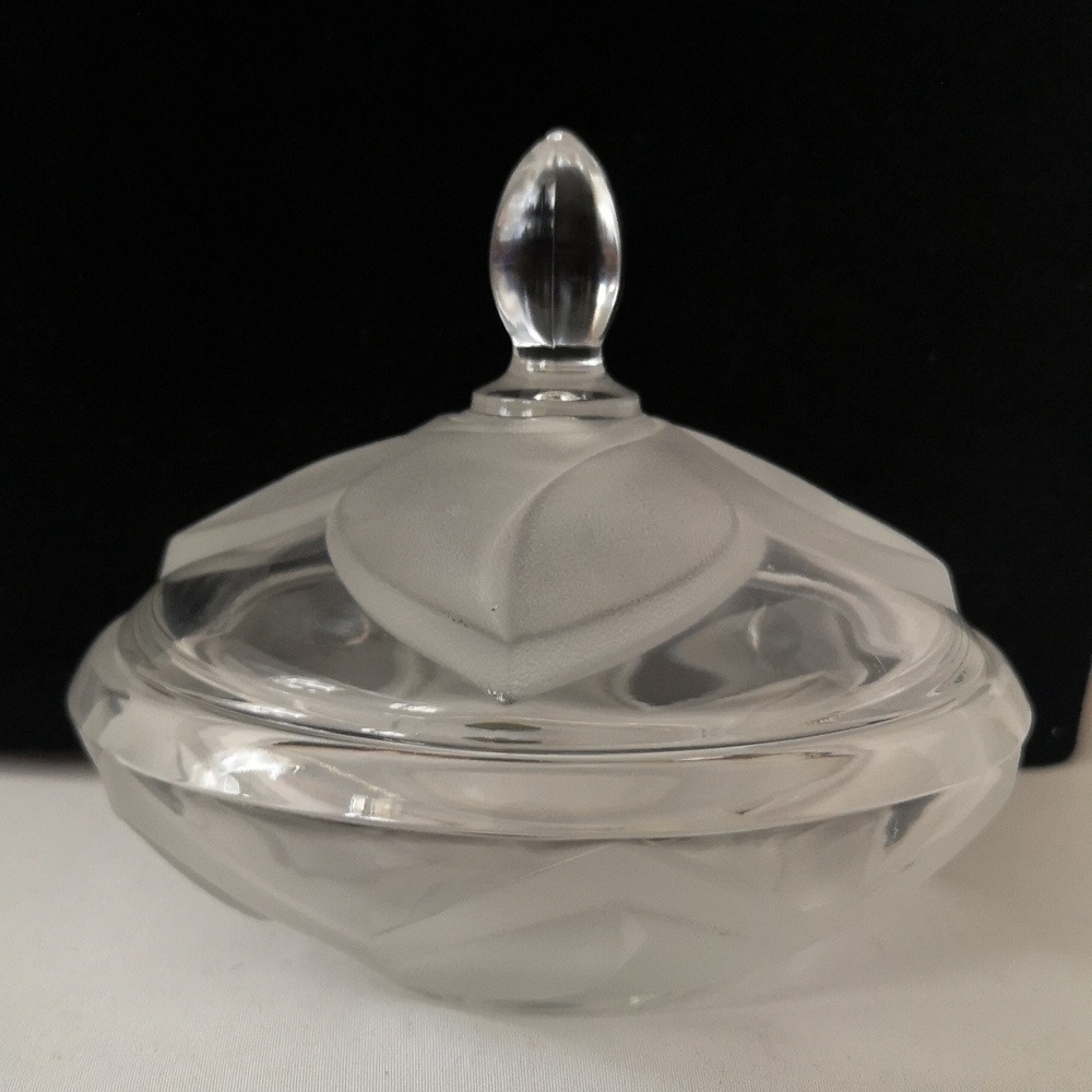 Beautiful Vintage JG Durand 24% Lead Cristal Covered Trinket Bowl Frosted Flower
